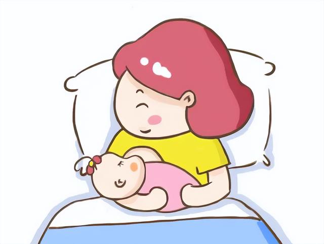 火车上宝妈掀衣服喂奶,被姑娘骂丢人,宝妈一句话让姑娘低头了