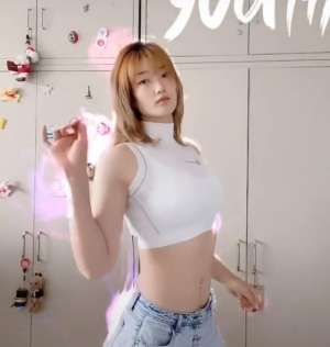 90高中艳照-女篮被曝丑闻，李梦知三当三，拍艳照和视频给男领队并发生关系