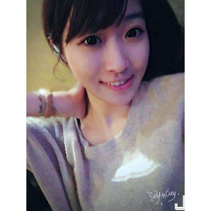 药局老板娘