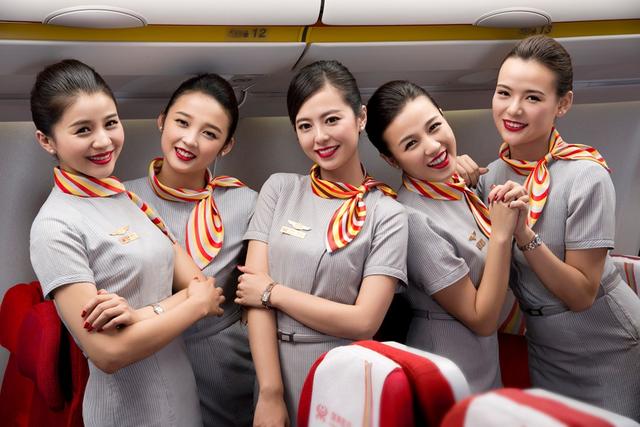 南航空姐一张不堪入目的“不雅照”曝光:女孩,你的底线在哪?