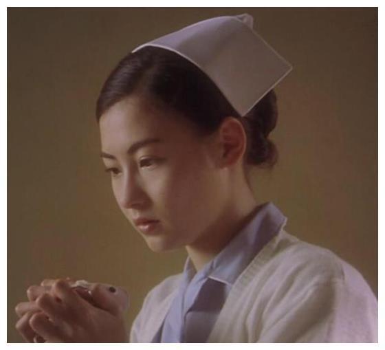 “玉女派掌门人”张柏芝的混乱情史,和她背后的5个男人