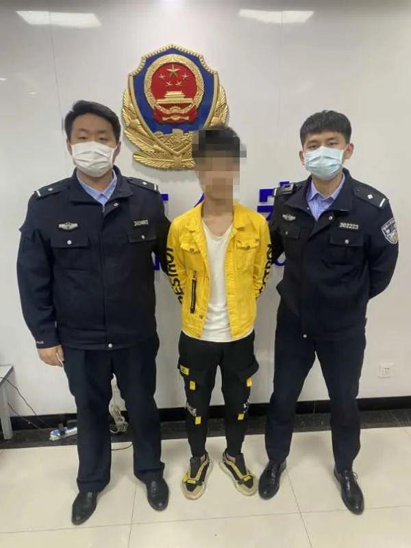 一男子商场偷拍女性隐私被铁东民警擒获