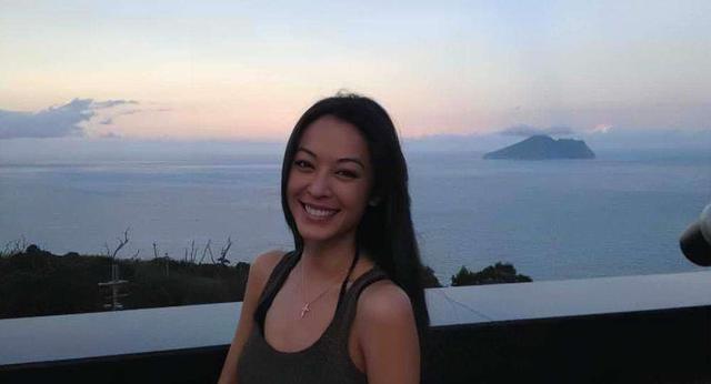 陈冠希照片事件中的女孩们,和她们背后那扇永远也关不上的“门”