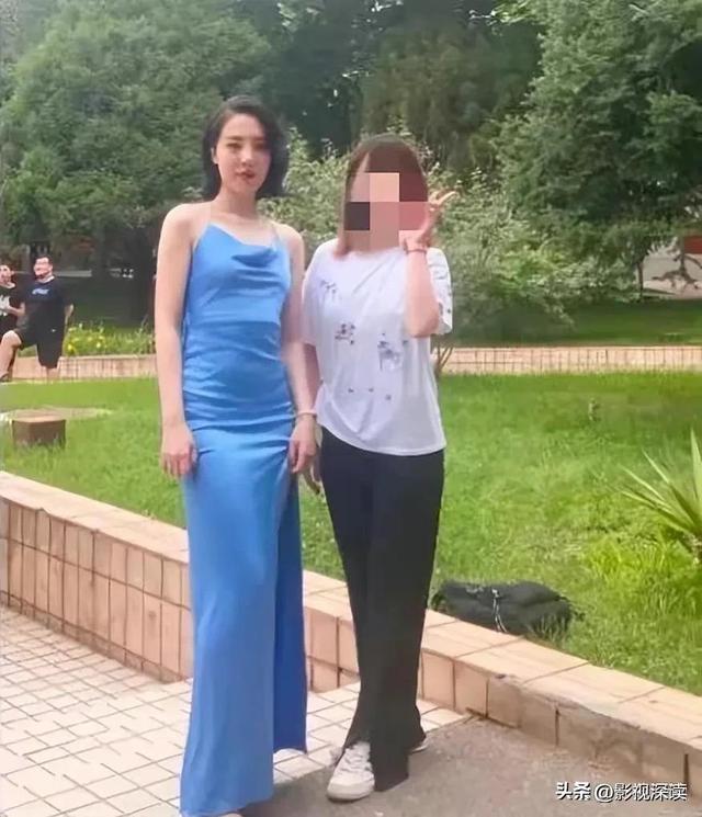 国企领导和女员工出轨,女主大量私照被扒,高奢生活让人“跪服”