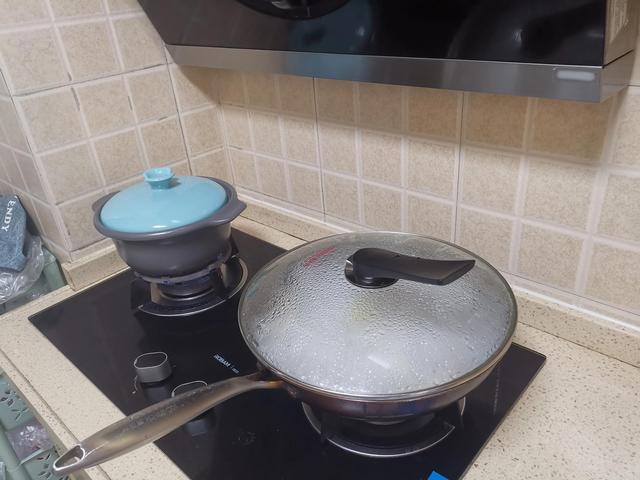 网红(恩克)肚包肉和肉肠实测