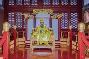 天律-1949年后的几个短命皇帝