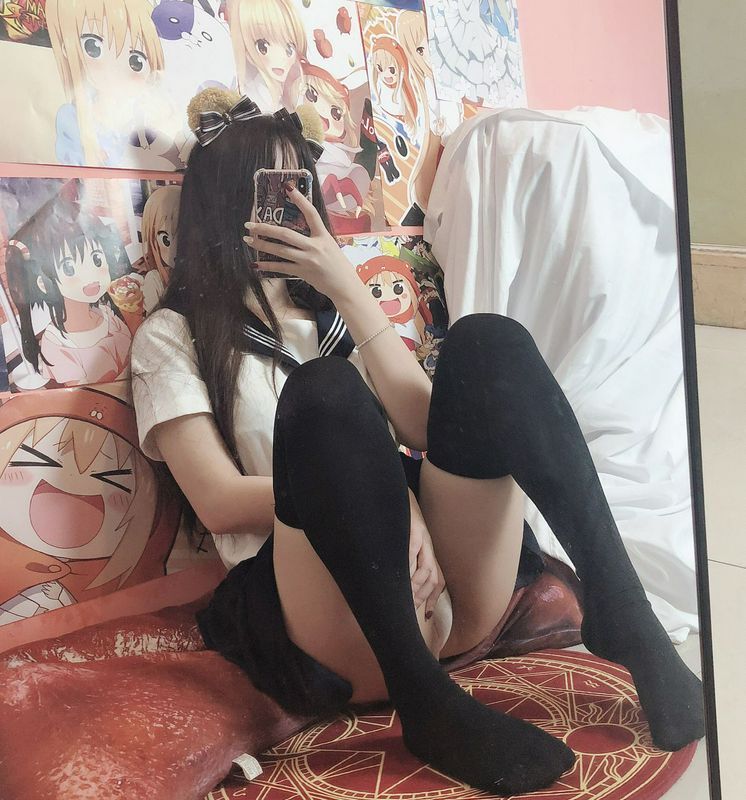亚洲JK制服长腿小姐姐