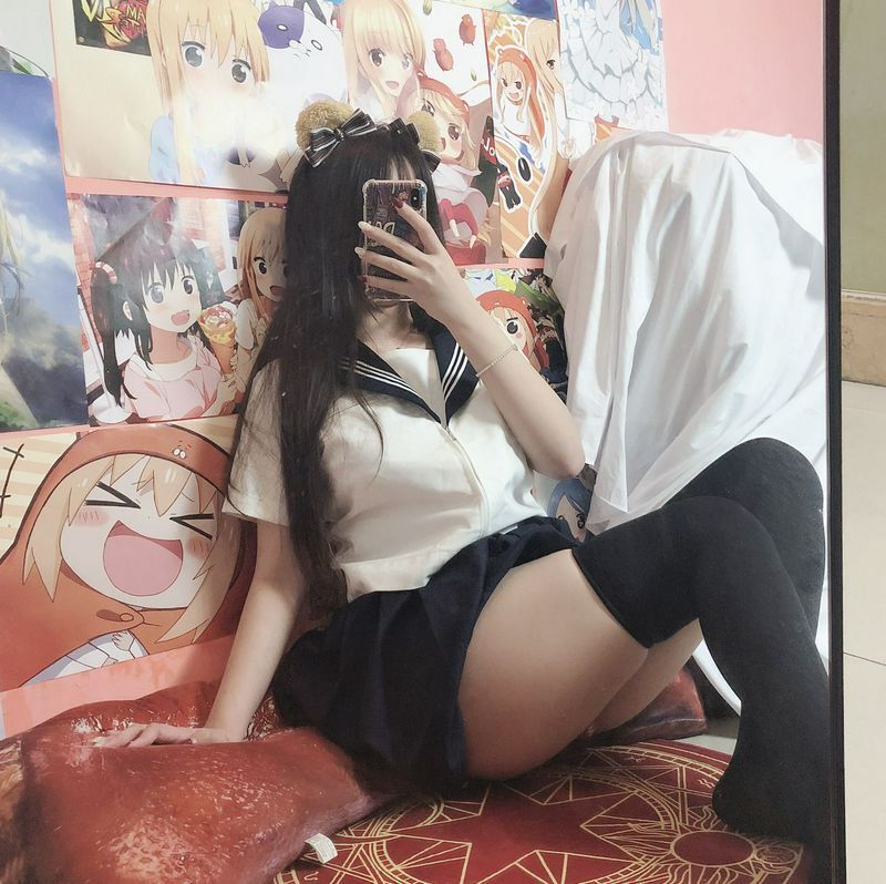 亚洲JK制服长腿小姐姐