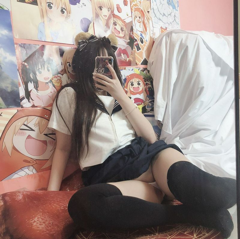 亚洲JK制服长腿小姐姐