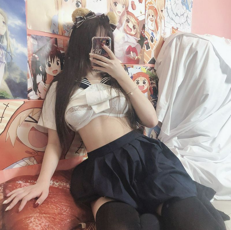 亚洲JK制服长腿小姐姐