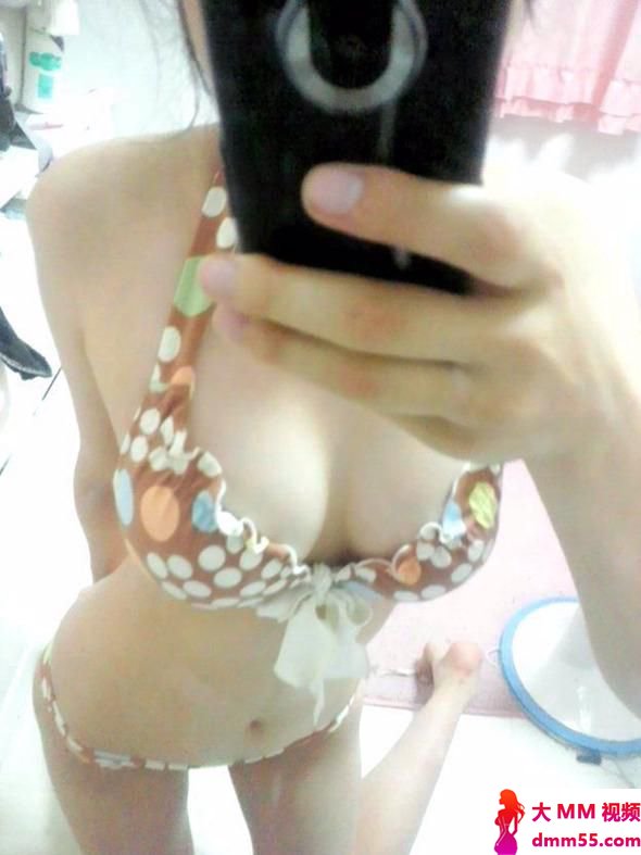 模特儿女友的诱惑自拍