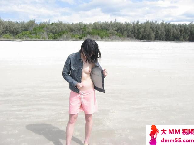 受过洋化教育的比较大胆开放