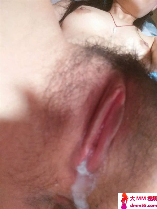 小妹妹自拍抠逼淫水泛滥