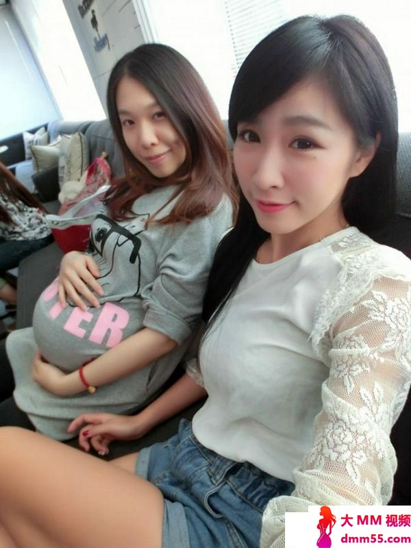 Bebe林蓓贝漂亮美女消暑方法