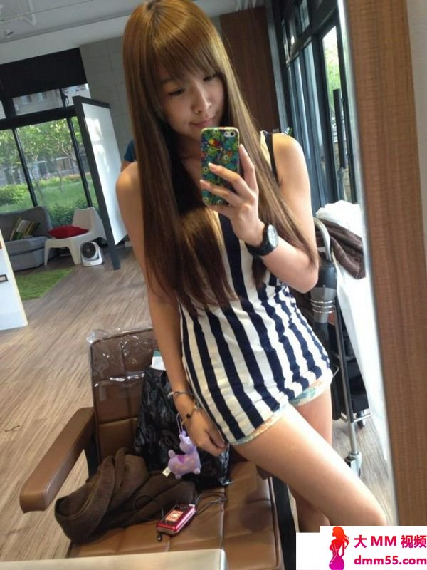 Bebe林蓓贝漂亮美女消暑方法