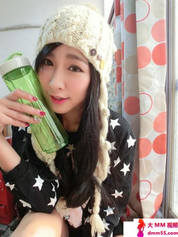 Bebe林蓓贝漂亮美女消暑方法