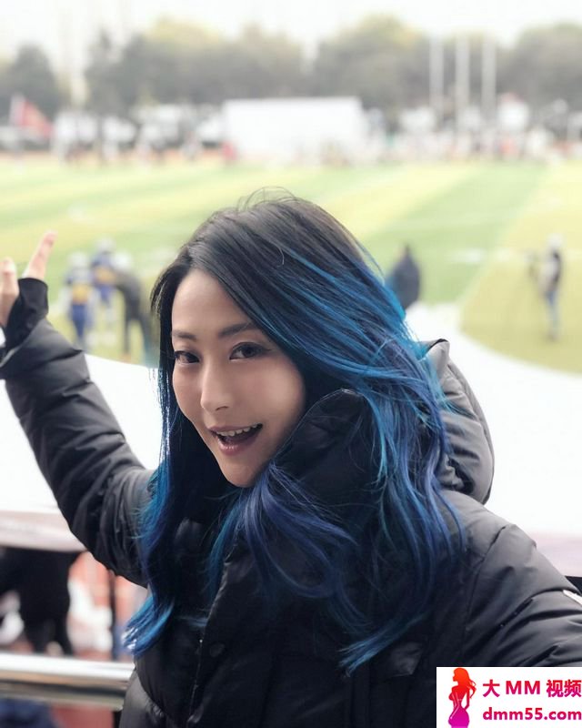 奇怪为什么从来没说出来的事情八卦默都会知道~