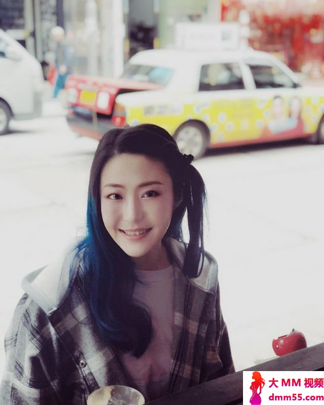 奇怪为什么从来没说出来的事情八卦默都会知道~