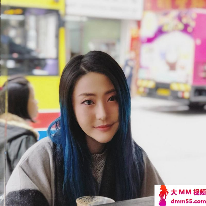奇怪为什么从来没说出来的事情八卦默都会知道~