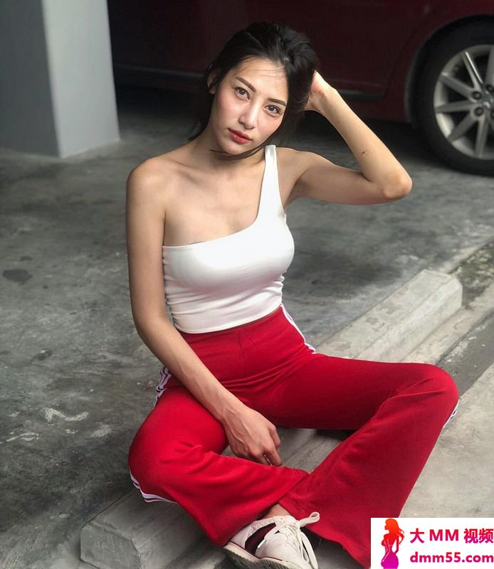 泰国正妹MONATCHA
