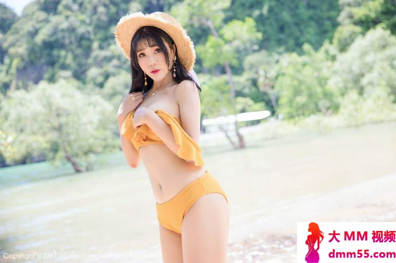 田园风仙子兜豆靓橘黄内衣搭配草帽
