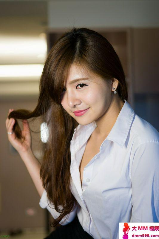 美腿番外篇系列长腿美模Abbie艾比OL黑丝高跟美腿棚拍