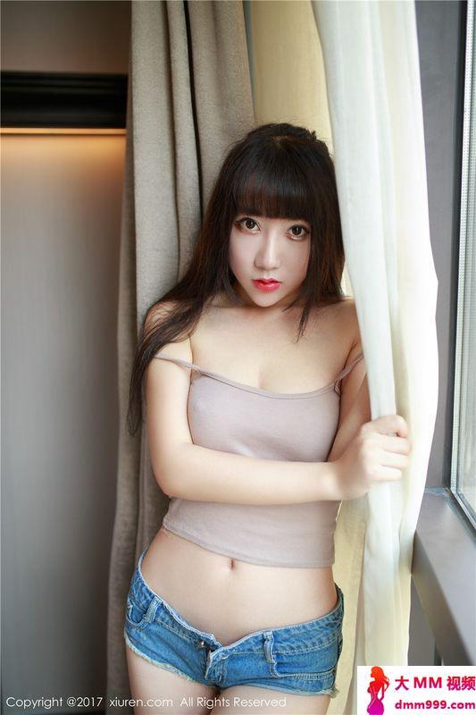 齐刘海尤物夏笑笑Summer高清美女