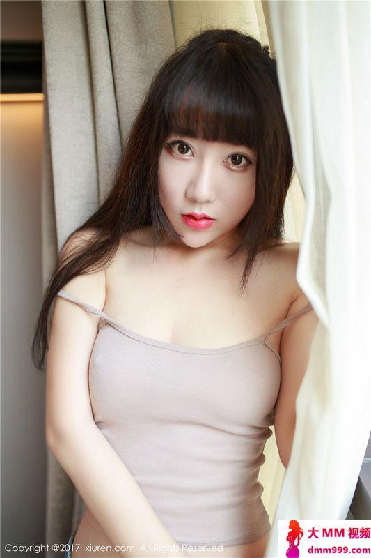 齐刘海尤物夏笑笑Summer高清美女