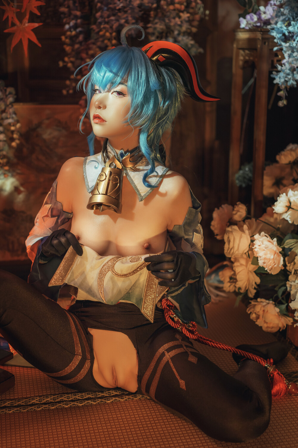 胸大穴嫩的小妞