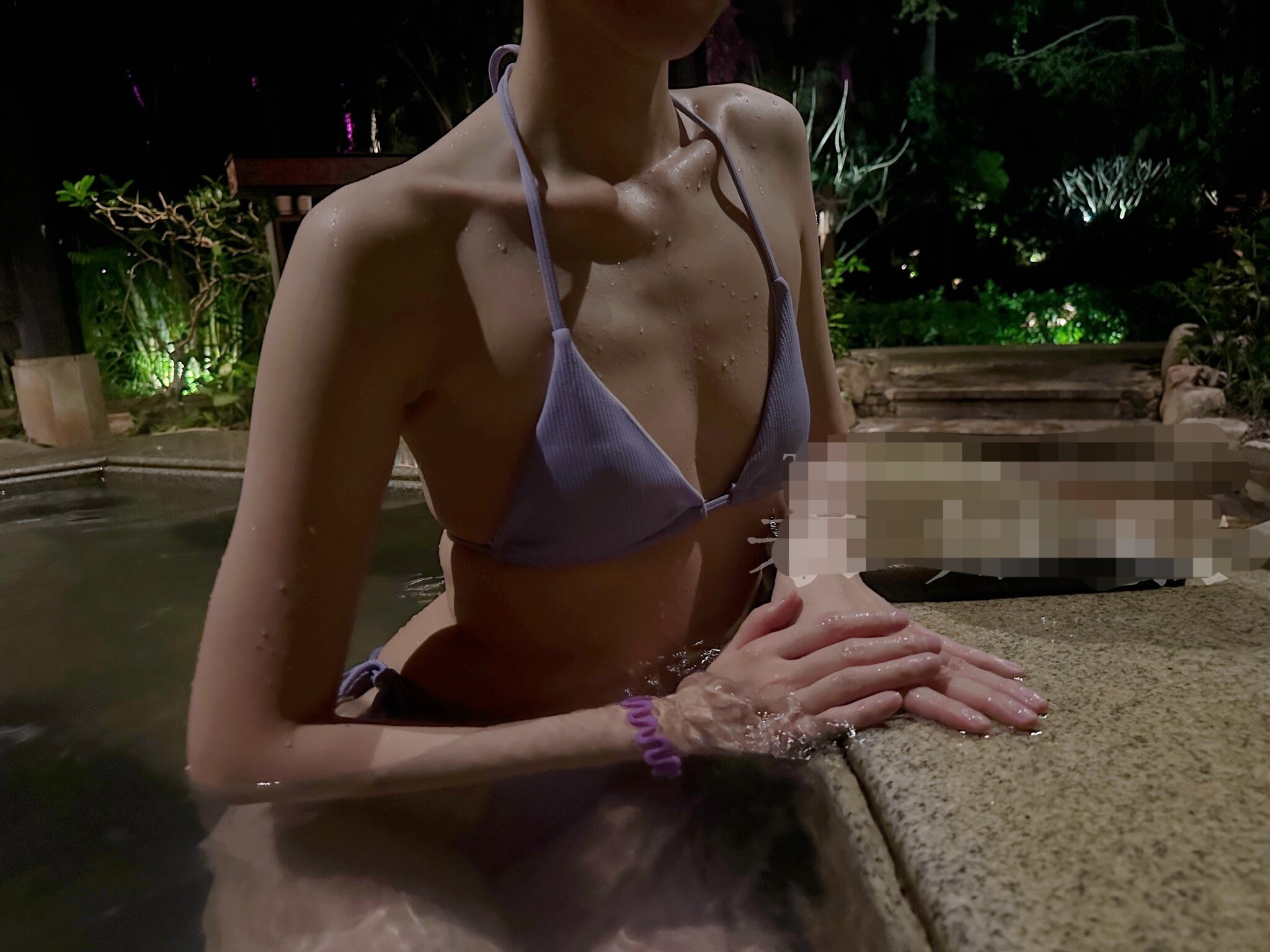大嫂知我心，我懂大嫂意，温泉比基尼