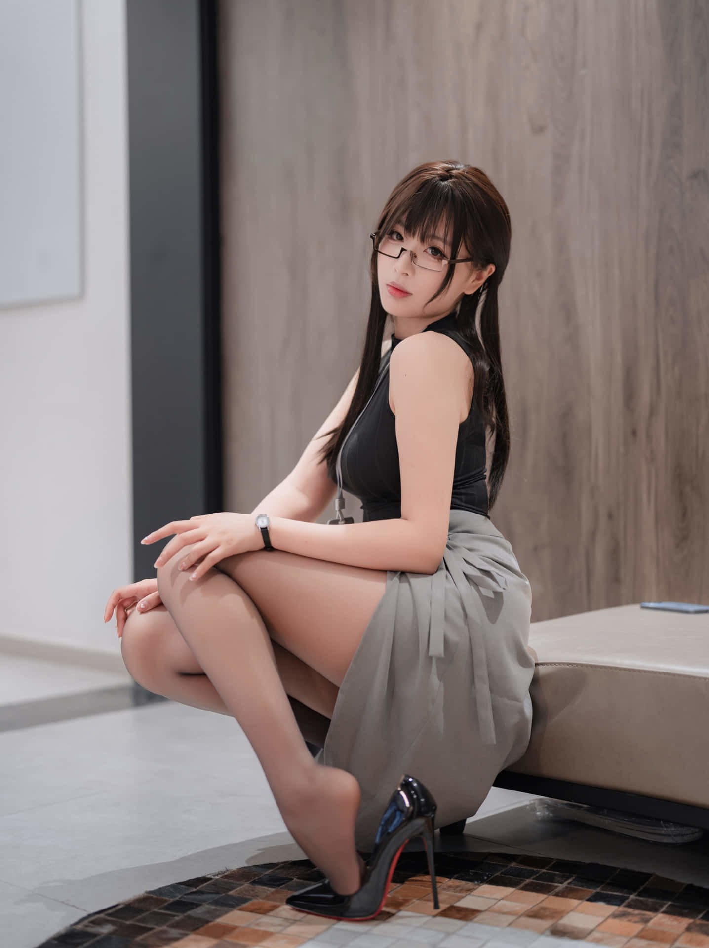 轩萧学姐 - 眼镜娘OL