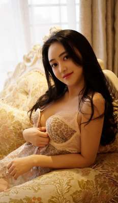 推女神甜心宝贝林可欣Abby完美身材妩媚内衣系列气质写真