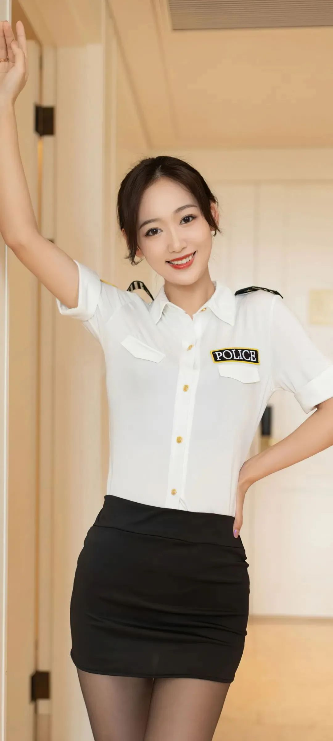 秘书安琪