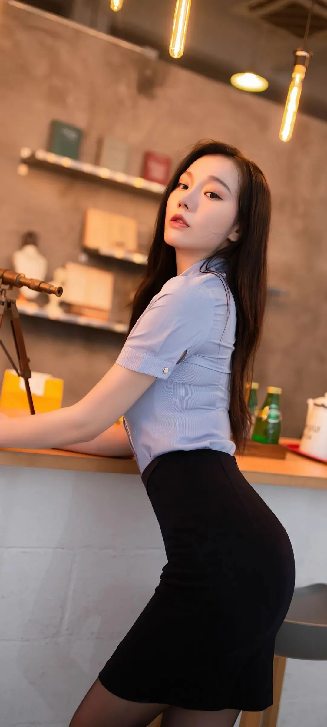 秘书安琪