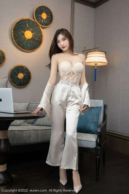 巨乳网友与我销魂的一次经历作者：光头色12-【2024年1月更新】