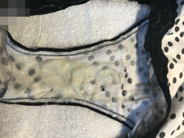 ✅最新顶级姐弟乱L✅偷偷插入熟睡中的白嫩美腿表姐，内射了附聊天记录