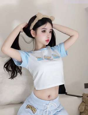 小母狗乖乖完成主人调教任务 大大的打蛋器在小骚逼里搅呀搅 越抽打小母狗越兴奋最喜欢主人的精液