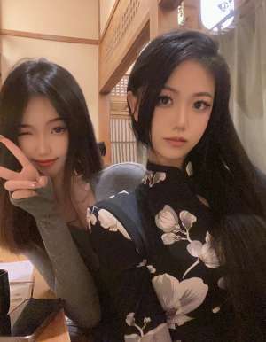 来吧，看看有钱人的生活 淫乱实录 同时爆多位极品女神淫娃 超颜值极品 女神堕落 疯狂榨精 高潮浪叫