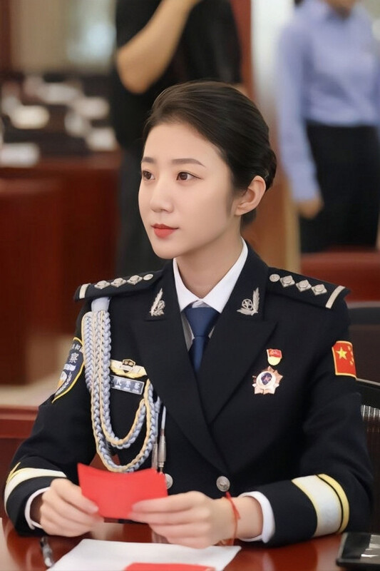 核弹新瓜最新泄密流出❤️极品警花张津瑜和吕总啪啪不雅视频高清原版