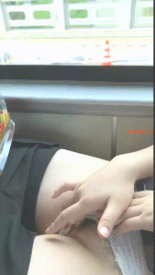 极品反差嫩妹！可盐可甜推特巨乳肥臀清纯博主kimheezk订阅视图，露出紫薇啪啪调教，超级人形小母狗