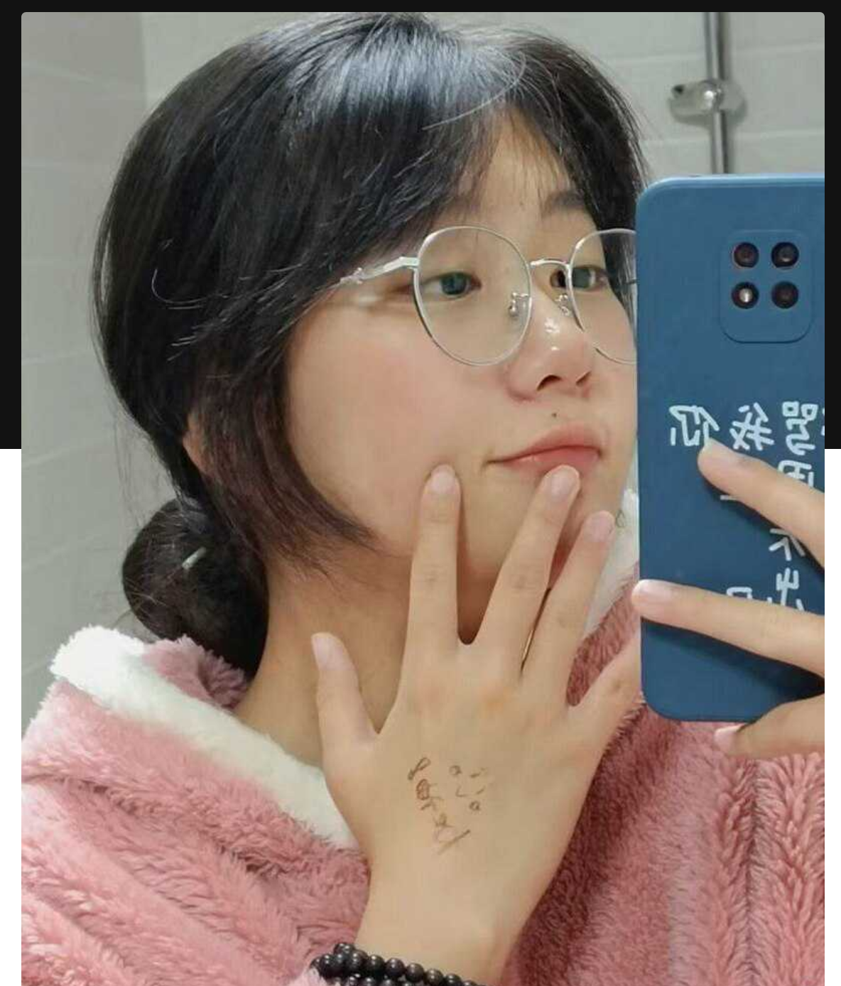 太原理工学院高材生李雪岚清纯反差学生妹 乖巧眼镜母狗成为男友的 完美泄欲工具，胯下骚母狗