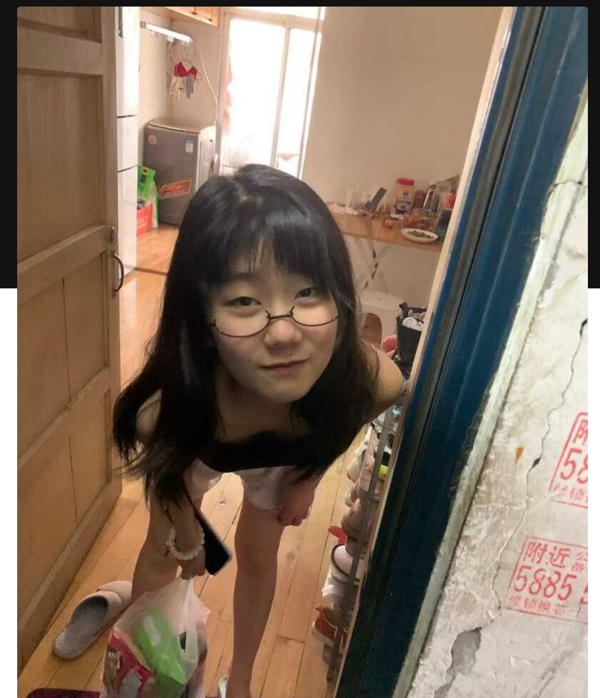 太原理工学院高材生李雪岚清纯反差学生妹 乖巧眼镜母狗成为男友的 完美泄欲工具，胯下骚母狗