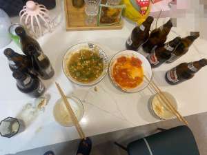最新姐弟乱L上了一起长大的大奶丰臀反差婊堂姐 170高身材高挑附生活照