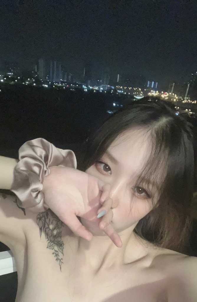 【新奇刺激❤️调教小母狗】你的女神，我的母狗~高冷的外表下藏着一颗骚动的心 小母狗越是被羞辱越喜欢