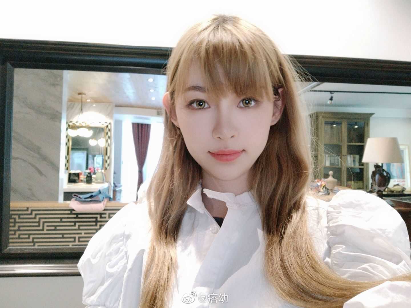 微博推特高颜值网红重机女神【痞Y】私拍 金主包养各种玩肏