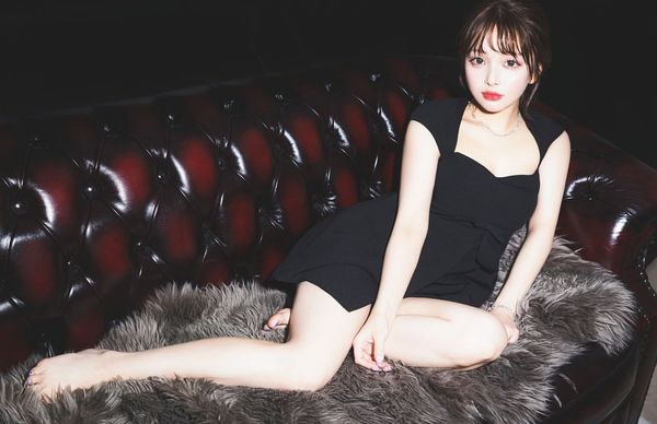 甜美的脸有料的身材心动妹妹新入職精選