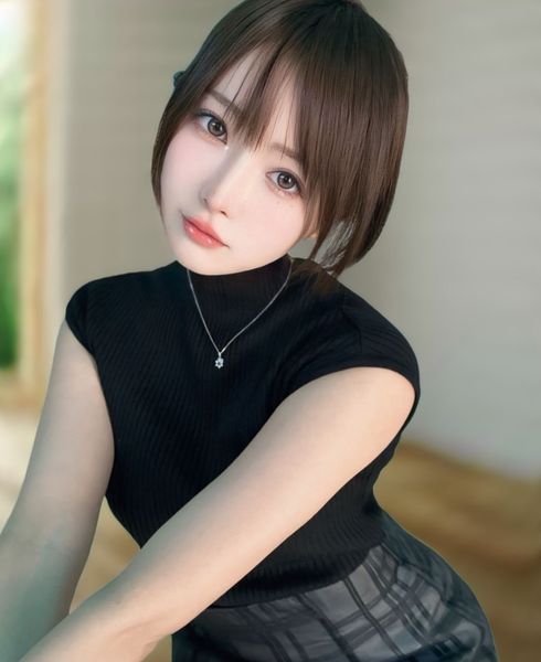 大眼睛超可爱好身材美女小姐姐入職精選