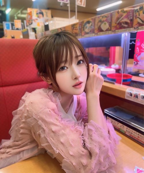 大眼睛超可爱好身材美女小姐姐入職精選