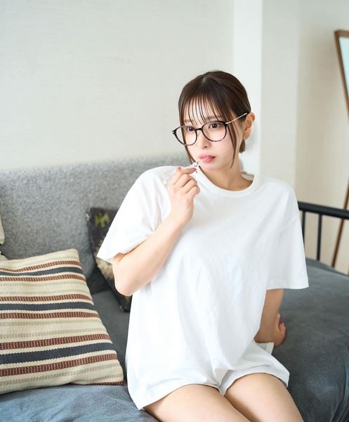 甜美的脸有料的身材心动妹妹新入職精選