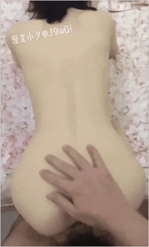【极品乱L❤️性爱流出】电报群大神『我的侄女叫小夕』乱伦性爱私拍 娇嫩侄女承受大屌的抽插内射